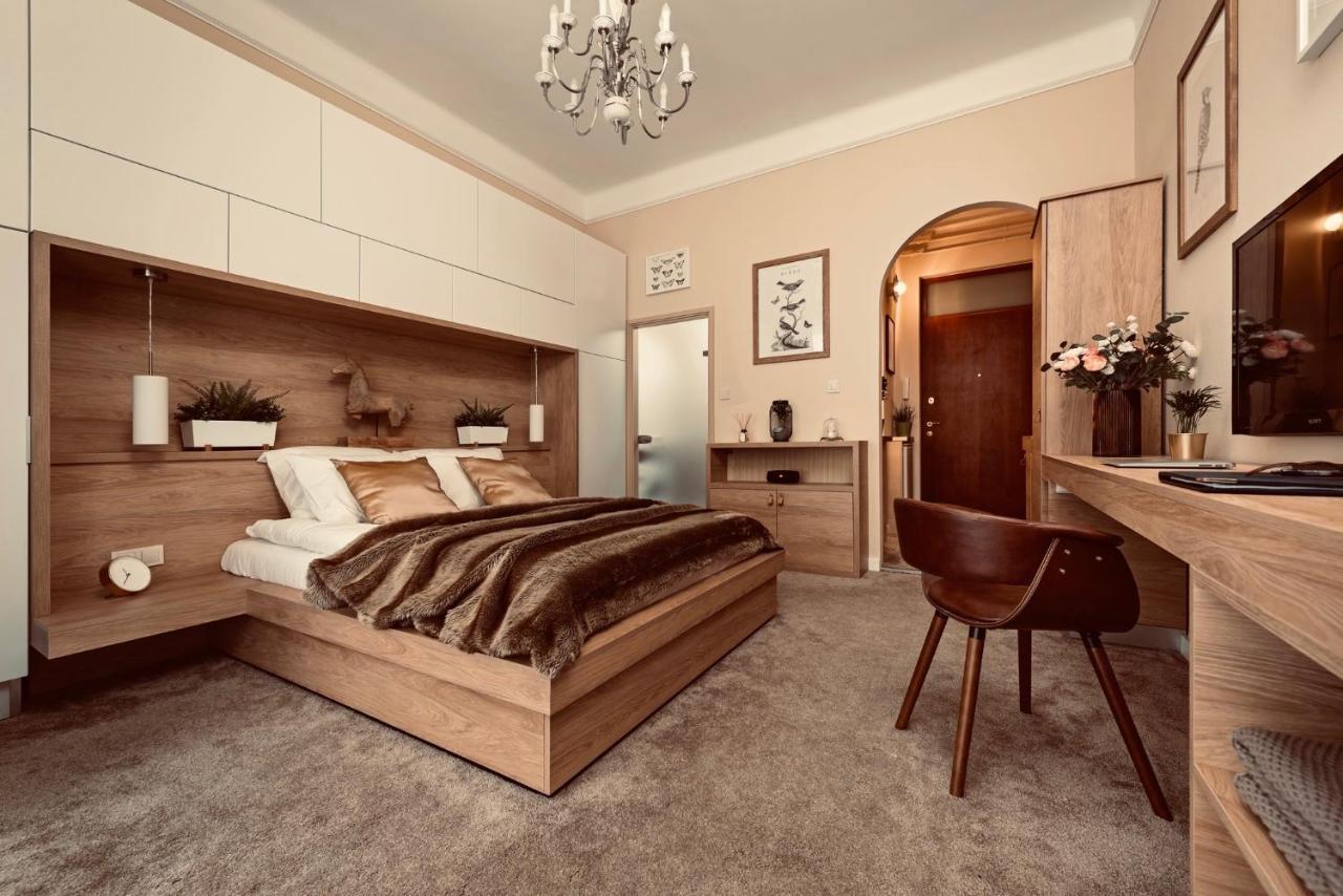 Secret Diamond Of The Parlament Apartment Budapest Luaran gambar