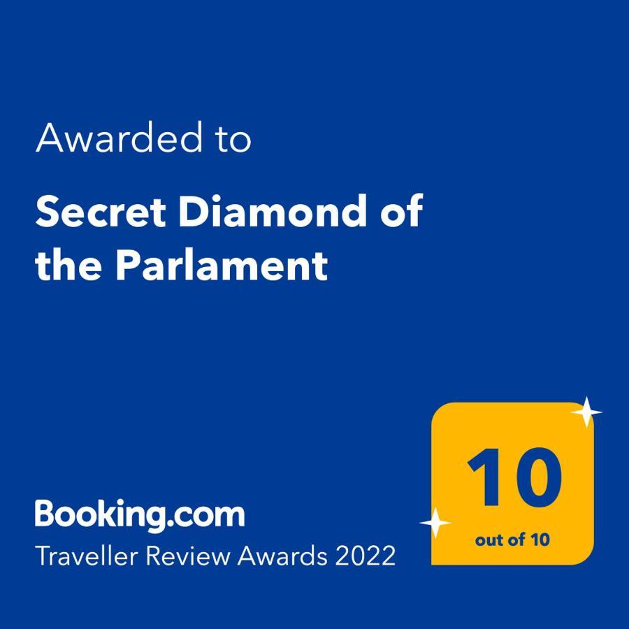 Secret Diamond Of The Parlament Apartment Budapest Luaran gambar